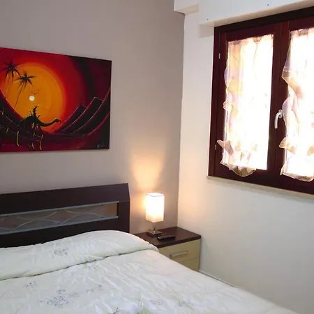 The Golden Houre House Near The Sea - Daniele * טורביאניקה